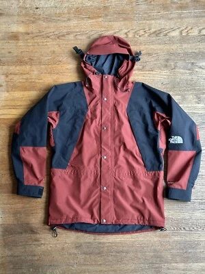 CHAQUETA RETRO MOUNTAIN LIGHT 1994 FUTURELIGHT THE NORTH FACE Para Hombre Rojo Ladrillo GRANDE Foto 1 de 4