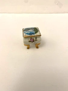 Vintage Miniature Dollhouse Porcelain Foot Stool - Picture 1 of 9