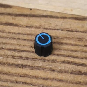 Shure FP33 Headphone Gain Control Inner Knob, Blue Replacement FP-33 - Picture 1 of 3