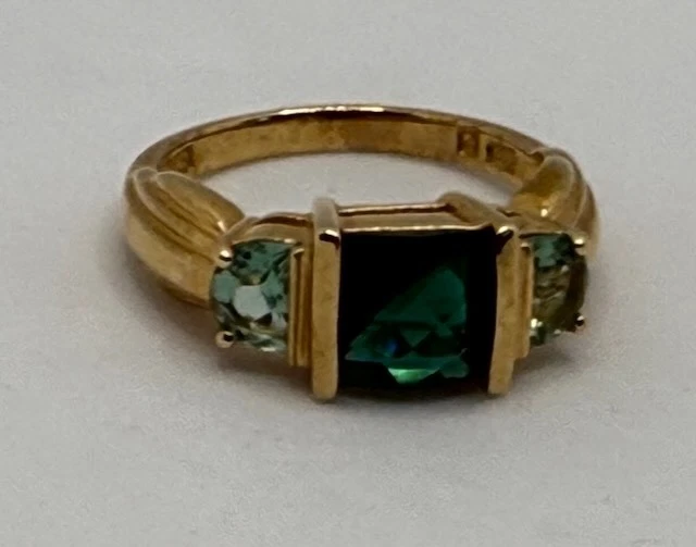 Anillo Ross Simons Vermeil con Esmeraldas Sintéticas - Talla 8 Foto 1 de 4