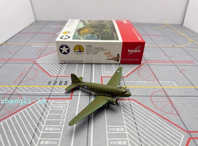 Herpa 1/200 US Air Force Douglas C-53 Alloy Transport Aircraft Model Toy - Image 1 of 4