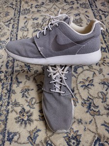 nike roshe trainers