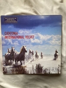 CATATONIA INTERNATIONAL VELVET, ORIGINAL 1998 LIMITED EDITION VINYL LP +12", VG+ - Picture 1 of 7