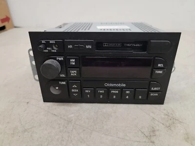 DELCO car radio AMFM CASSETTE MODEL 16228003 FOR SOME 1994-2000 OLDSMOBILE  - Image 1 of 4