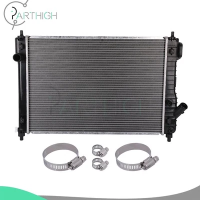Radiador con abrazaderas de manguera para 09-13 Chevrolet Aveo 2009 Pontiac G3 Wave 13097 Foto 1 de 4