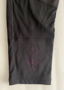 Ivivva Lululemon Capri Leggings Girls 14 Black Purple Cutouts Capri Yoga Pants - Picture 1 of 7
