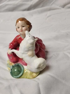 Royal Doulton handbemalte Porzellan Figur "Home Again" HN2167 - Bild 1 von 5