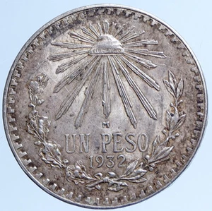 1932 M MEXICO Eagle CAP of LIBERTY Old Mexican Antique Silver Peso Coin i113599 - Picture 1 of 3