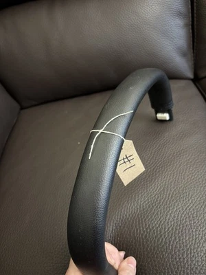 Bugaboo Donkey Carry Handle. Leather Look. Black. #1 - Image 1 of 3