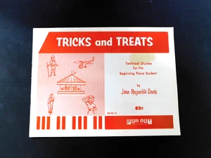 Piano Student Music Book 1943 "Tricks and Treats" by J.R. Davis Ex. VTG Cond. - Picture 1 of 4