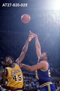 A.C. Green & Melvin Turpin - Lakers vs. Jazz - 35mm color slide - AT27-820-029 - Picture 1 of 1