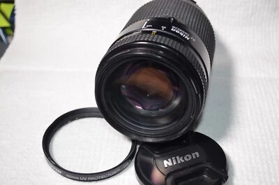 Nikon AF NIKKOR 35-135mm f/3.5-4.5 Macro Autofocus Lens AI - Image 1 of 4