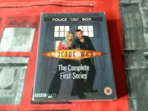 Doctor Who - Complete Series 1 (5 Disc BBC DVD Original TARDIS + Booklet Set) - Picture 1 of 5