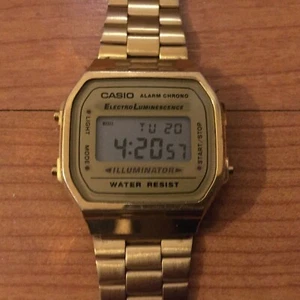 Casio Illuminator 3298 A168 Unisex Gold Coloured Watch Adjustable Strap - Picture 1 of 5