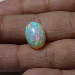 4.6 Cts 13.7x9.8 MM Natural AAA Green Fire Ethiopian Opal Oval Cabochon - Picture 1 of 9