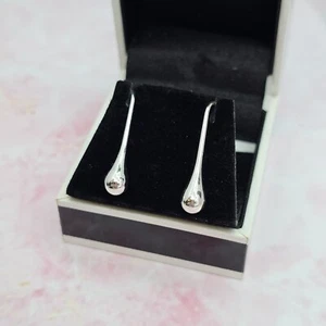 9ct White Gold Teardrop Dangly Threader Drop Earrings 2.6cm - Picture 1 of 8