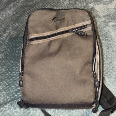 Lowepro Camera Backpack Photo Traveler 150 Bag Storage 12"x8.5" x6” Adjustable  - Image 1 of 4