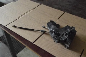2005 2006 2007 2008 2009 2010 2011 VOLVO S40 RIGHT REAR DOOR LATCH LOCK ACTUATOR - Picture 1 of 9