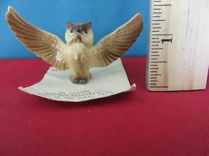 671. Figurina miniatura aperta su cartoncino HAGEN-RENAKER 1981 gufo con ali spalancate - Foto 1 di 5