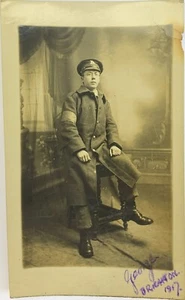 WW1 Photo Queen's Royal Regiment (West Surrey) Soldier, 1917,  13.5x8.5cm (R6) - Picture 1 of 2