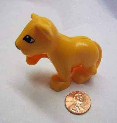 Lego Duplo Amarillo Bebé León Cachorro Animal Zoo Pieza de Repuesto para Safari Foto 1 de 3