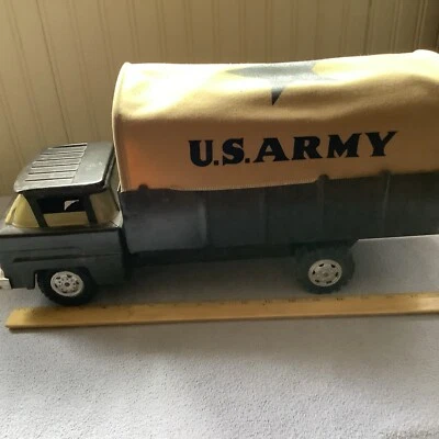 Vintage 1900,s Marx Lumar metal US Army Truck 18" pressed steel military toy - Image 1 of 4