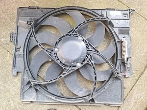 Bmw 1 3 4 Series F20 F21 F30 F31 F32 Radiator Fan With Shroud 7640508 - Picture 1 of 3
