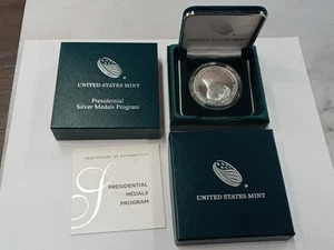 John Quincy Adams Presidential Silver Medal US Mint 1 OZ .999 FINE OGP/COA - Picture 1 of 8