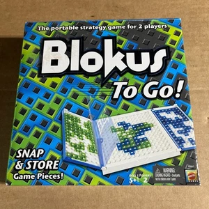 Blokus To Go per 2 Giocatori COMPLETO Mattel 2009 Vassoi Portaoggetti Strategia Viaggio - Foto 1 di 6