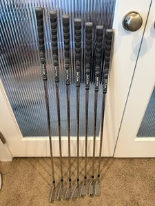 Golf Clubs - Picture 1 of 5