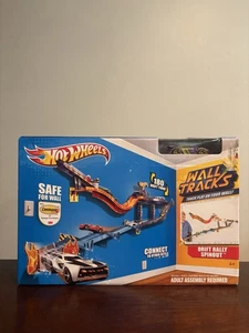 Mattel Hot Wheels (2010) Wall Tracks Drift Rally Spinout Set With Car ~Brand New - Picture 1 of 7