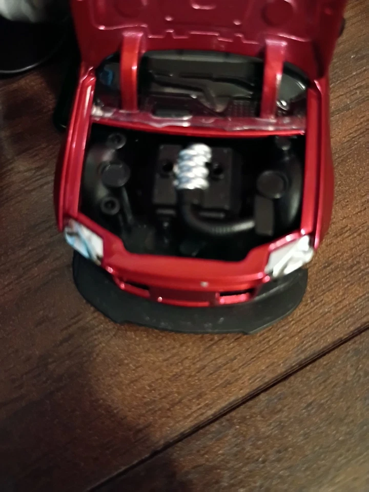 Mustang GT y puedes personalizarlo y hay una pequeña cosa Foto 1 de 2