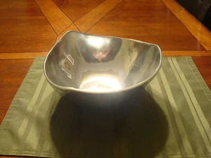 Bandeja para servir tazón de metal coleccionable Valerie Graham - Imagen 1 de 6