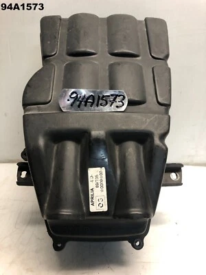 APRILIA RS 250 1998 - 2003 CAJA DE AIRE RARA GENUINA OEM LOTE 94A1573 Foto 1 de 3