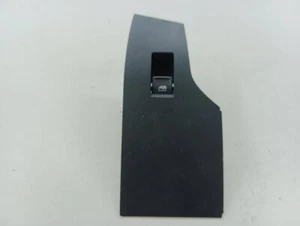 Seat Arona 2022 Window Control Switch Button Left front 5G0959855P AMD95197 - Picture 1 of 5