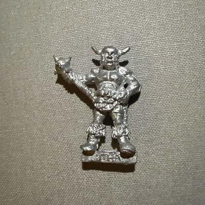 GAMES WORKSHOP EMPIRE BARBARIAN NORSE FIGHTER UTHA METAL 1985 - Image 1 of 3