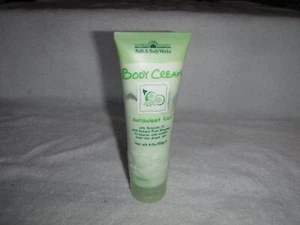 New Rare Bath & Body Works Sunsweet Kiwi Body Cream 8 oz - Picture 1 of 1