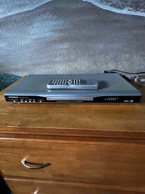 Reproductor de DVD escaneo progresivo HITACHI DV-P543U con control remoto probado Foto 1 de 4