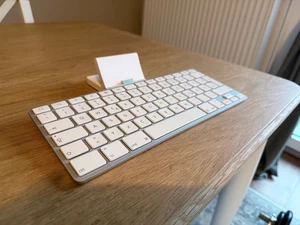 Original Apple Keyboard Dock MC533ZM/A für 1. Generation, sehr guter Zustand - Zdjęcie 1 z 5