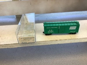 KADEE MICRO TRAINS,PENN CENTRAL BOX CAR#103309/LN!!! - Picture 1 of 4