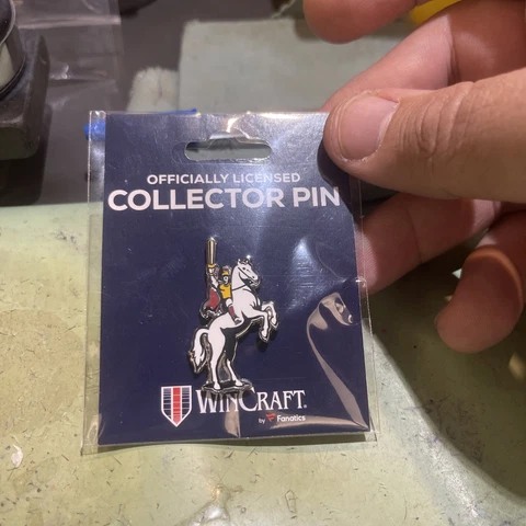 USC Trojans Mascot Logo Pin “TOMMY TROJAN” NCAA Cover