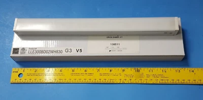 Tira LED Regulable 12" 20 LED DEBAJO DEL GABINETE 8W, 3000K Blanco Cálido Foto 1 de 4