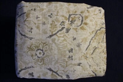 Panel apagón 52" W x 84" L dorado negro blanco silencioso acuarela patrón floral Foto 1 de 3