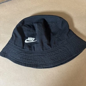 Nike Sombrero Cubo Lavado a la Piedra Negro Mezcla de Algodón L/XL NUEVO Nunca Usado - Imagen 1 de 4