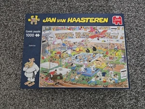 Jumbo Jan Van Haasteren Sports Day 1000 Piece Puzzle BRAND NEW SEALED - Picture 1 of 4