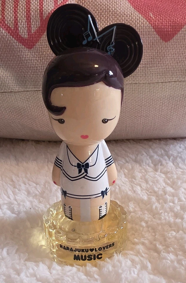 Perfume de música Gwen Stefani Harajuku Lovers, artículo descontinuado, sin caja Foto 1 de 3