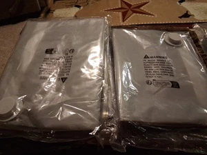 NIP 4 Pack XXL Jumbo Vacuum Seal Storage Bags 65x150 Cm - Picture 1 of 3