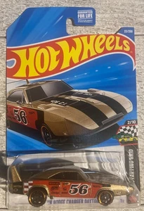 Dodge Charger Daytona 2026 Hot Wheels #23 69 dorado - Imagen 1 de 1