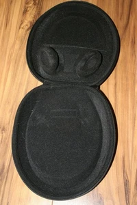 Bose QuietComfort 2, 15, 35, etc. Headphone HARD CASE ONLY Carrying Never Used ! - Picture 1 of 6