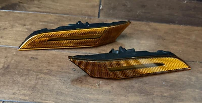 Luces de señalización laterales izquierda y derecha para Porsche 911 992.2 OEM Foto 1 de 4
